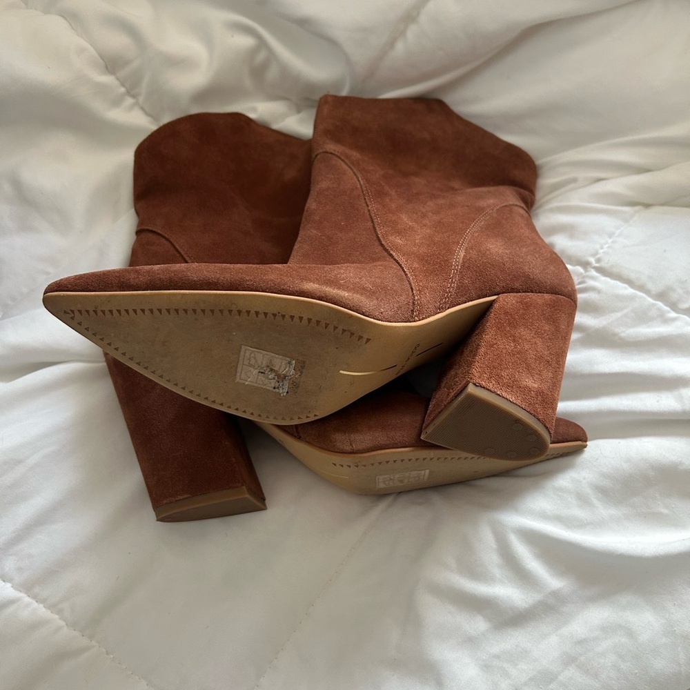 Dolce Vita Suede Boots Size 8.5 Tan Ankle Booties Minimalist Western Style